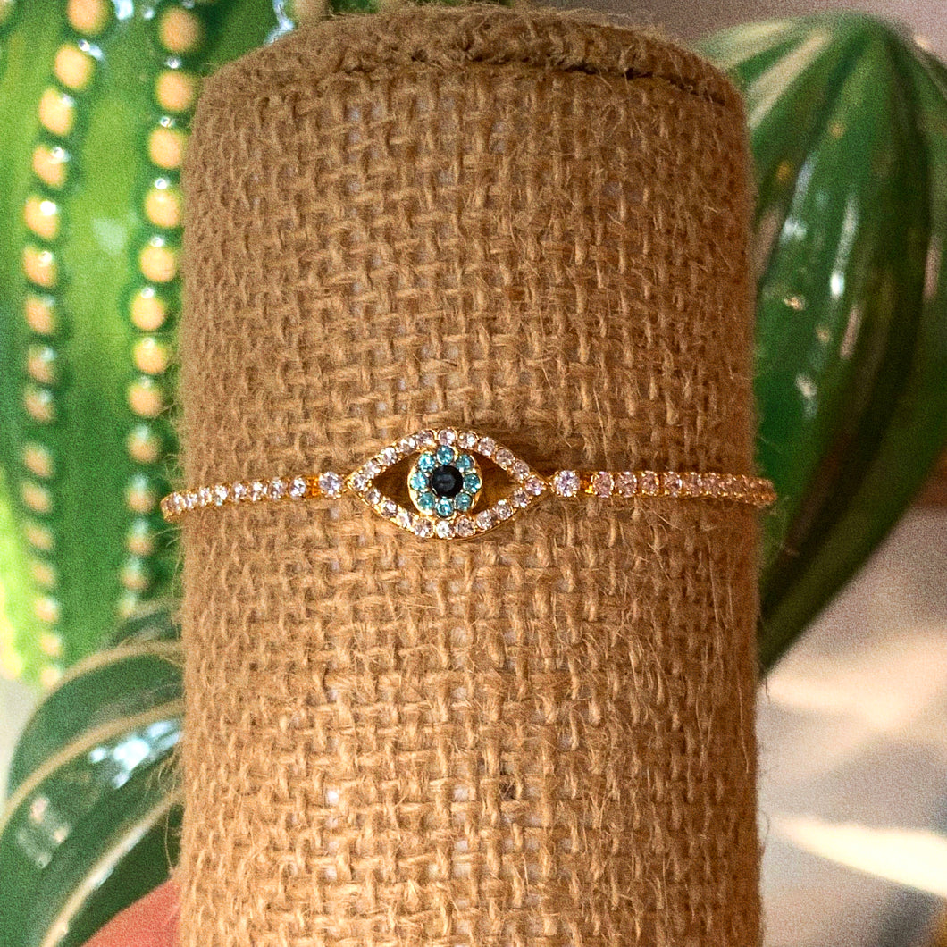 Baby Blue Eye Bracelet